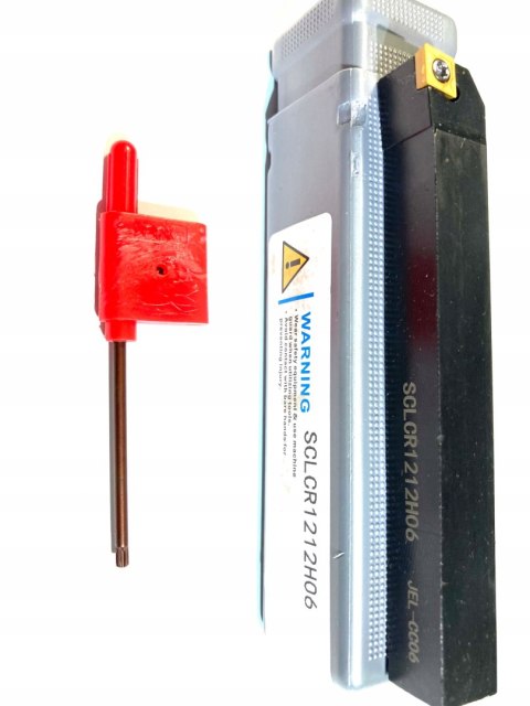 ZESTAW NOŻY TOKARSKICH SKŁADANYCH NÓŻ TOKARSKI PŁYTKI 12 x 12 mm 7 szt. ZESTAW NOŻY TOKARSKICH SKŁADANYCH NÓŻ TOKARSKI PŁYTKI 12 x 12 mm 7 szt.