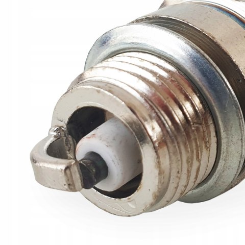 ŚWIECA ZAPŁONOWA TYPU L7T DO KOSY PIŁY SPALINOWEJ