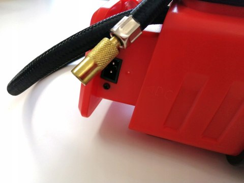 Kompresor samochodowy 12/230V Kraft&Dele KD1489